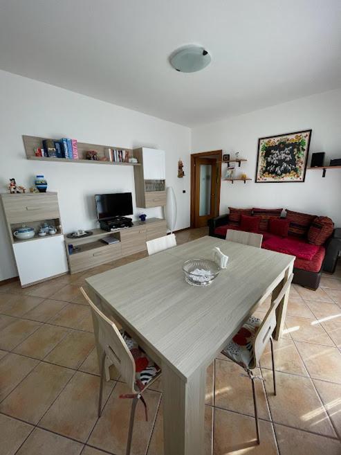 דירות ברונאטה La Casa Di Lory מראה חיצוני תמונה